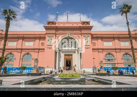 Haupteingang, Museo Ägyptisches, El-Tahrir Platz, Kairo, Ägypten Foto Stock