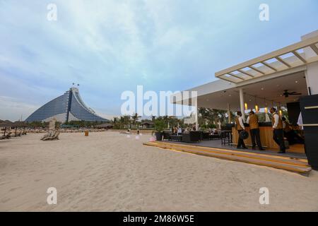 Dubai, Emirati Arabi Uniti. 25th 2015 novembre - Jumeirah Beach Hotel. La vista dal ristorante. Foto Stock