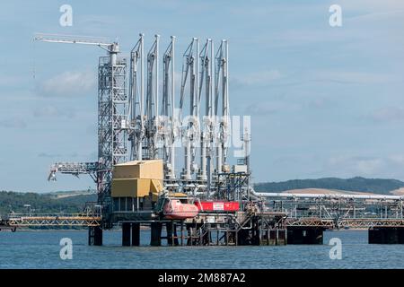 Terminal marino di Hound Point per il carico di petrolio, ormeggi di mare-isole e piattaforma nel Firth of Forth Foto Stock