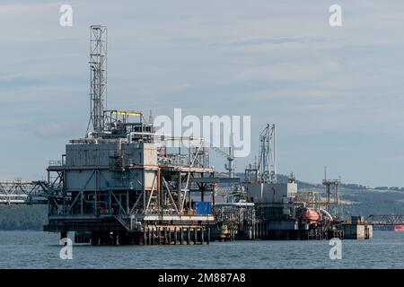 Terminal marino di Hound Point per il carico di petrolio, ormeggi di mare-isole e piattaforma nel Firth of Forth Foto Stock