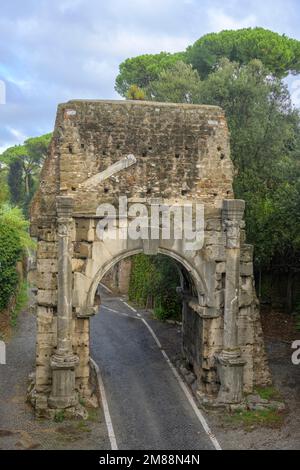 Arco di Druso parte dell'Acquedotto Antonino, Roma, Italia, Europa Foto Stock