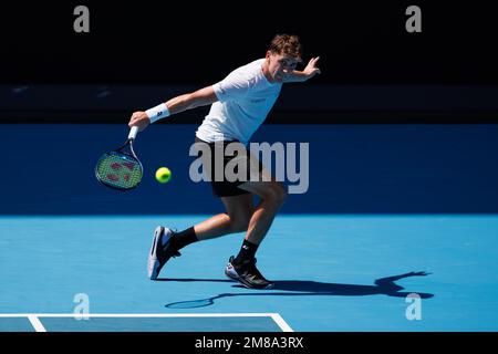 Melbourne Park 13/1/2023. Casper RUUD (NOR) in azione durante la pratica all'Australian Open 2023. Corleve/Alamy Live News Foto Stock