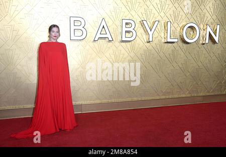 La foto deve essere accreditata ©Alpha Press 078237 12/01/2023 Margot Robbie Babylon UK Premiere a Londra Foto Stock