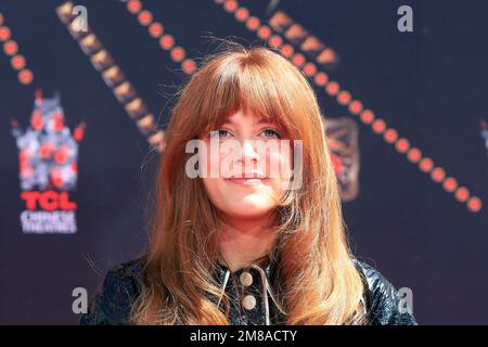 21 giugno 2022, Los Angeles, California, USA: LOS ANGELES - 21 giugno: Riley Keough in una cerimonia che celebra tre generazioni di Presleyâ con stampe a mano al TCL Chinese Theatre IMAX il 21 giugno 2022 a Los Angeles, CA (Credit Image: © Nina Prommer/ZUMA Press Wire) SOLO PER USO EDITORIALE! Non per USO commerciale! Foto Stock