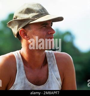 TOM HANKS in FORREST GUMP (1994), diretto da ROBERT ZEMECKIS. Credit: FOTO DI PARAMOUNT / Album Foto Stock