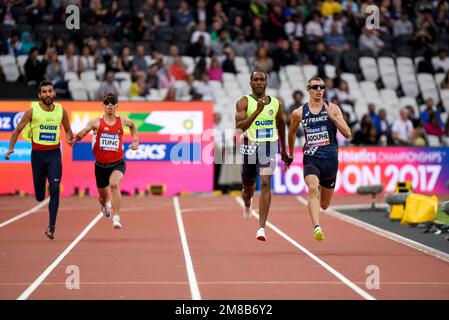 Timothee Adolphe si è sfidato nel T11 200m nei Campionati mondiali di Para Athletics 2017 al London Stadium, Regno Unito. Atleta francese cieco para Foto Stock