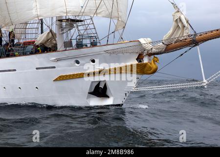 Nave alta della Marina indiana IN Tarangini, partenza gara Kristiansand, 2015 Foto Stock