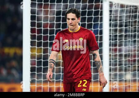 Roma, Italia - 12 gennaio 2023, Nicolo' Zaniolo di Roma reagisce durante la Coppa Italia, gara di calcio 16 tra AS Roma e Genova CFC il 12 gennaio 2023 allo Stadio Olimpico di Roma - Foto Federico Proietti / DPPI Foto Stock