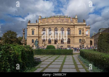 Rudolfinum in Piazza Jan Palach - Praga, Repubblica Ceca Foto Stock