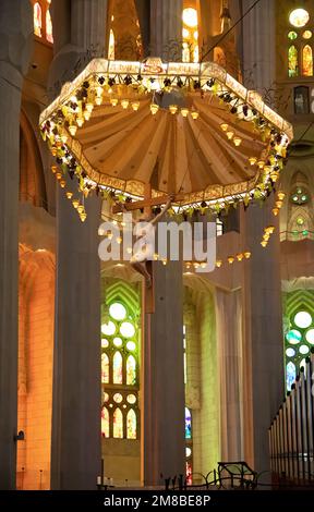 Cristo sospeso nella cattedrale della Sagrada Familia di Gaudí, Barcellona Foto Stock