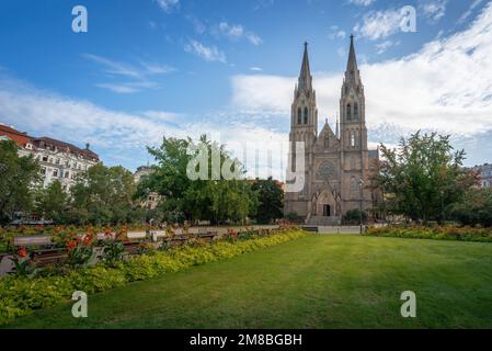 Chiesa di San Ludmila a Piazza Namesti Miru - Praga, Repubblica Ceca Foto Stock