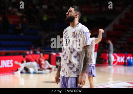 Belgrado, Serbia, 10 gennaio 2023. Vincent Poirier del Real Madrid reagisce durante la partita Eurolega della Turkish Airlines del 2022/2023 tra Crvena Zvezda MTS Belgrado e Real Madrid alla Aleksandar Nikolic Hall di Belgrado, in Serbia. Gennaio 10, 2023. Credito: Nikola Krstic/Alamy Foto Stock