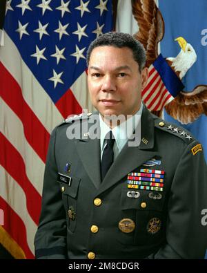 General Colin Powell, (USA), (scoperto). Base: Pentagono Stato: District of Columbia (DC) Nazione: Stati Uniti d'America (USA) Foto Stock