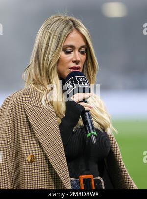 Napoli, Campania, Italia. 13th Jan, 2023. La giornalista sportiva DAZN Diletta Leotta durante la Serie a Football Match SSC Napoli vs FC Juventus il 13 gennaio 2023 allo stadio Diego Armando Maradona di Napoli. (Credit Image: © Fabio Sasso/ZUMA Press Wire) SOLO PER USO EDITORIALE! Non per USO commerciale! Credit: ZUMA Press, Inc./Alamy Live News Foto Stock