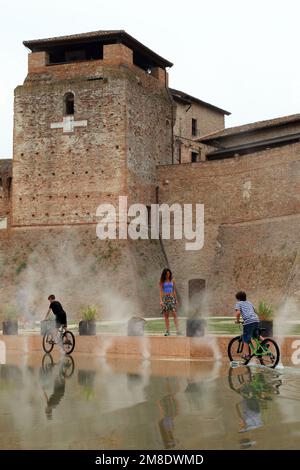 Castel Sismondo o Rocca Malatestiana, Rimini, Italia Foto Stock