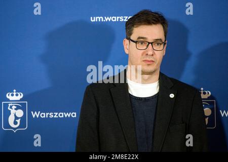 Il sindaco di Budapest, Gergely Karacsony, è stato visto durante una conferenza stampa. Rafal Trzaskowski - Sindaco di Varsavia, Gergely Karacsony - Sindaco di Budapest, Zdenek Hrib - Sindaco di Praga e Matus Vallo - Sindaco di Bratislava, come rappresentanti del Patto delle Città libere recentemente istituito, Ha parlato in una conferenza stampa alla stazione ferroviaria orientale di Varsavia subito dopo il ritorno dall'Ucraina. Durante la conferenza, i sindaci hanno condiviso le conclusioni della visita in Ucraina e hanno parlato dell'assistenza che le singole capitali del Patto forniranno all'Ucraina. Foto Stock