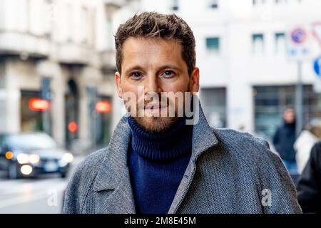 Milano, Italia. 13th Jan, 2023. Pierre Deladonchamps è stato visto durante la settimana della moda di Milano Menswear Autunno/Inverno 2023/2024 a Milano. Credit: SOPA Images Limited/Alamy Live News Foto Stock