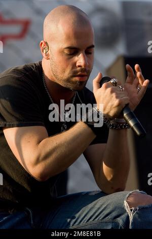 Richmond, Virginia, Stati Uniti. 8th Set, 2007. 08 settembre 2007 - Richmond, Virginia, USA: Daughtry suona all'autodromo internazionale di Richmond prima della corsa del NNCS Rock and Roll 400 a Richmond, Virginia. (Credit Image: © Walter G. Arce Sr./ZUMA Press Wire) SOLO PER USO EDITORIALE! Non per USO commerciale! Foto Stock