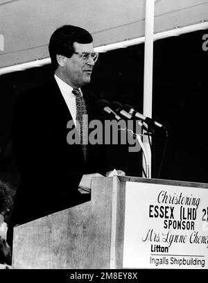 Trent Lott del Mississippi parla al battesimo della nave d'assalto anfibio ESSEX (LHD-2). Base: Pascagoula Stato: Mississippi(MS) Paese: Stati Uniti d'America (USA) Foto Stock
