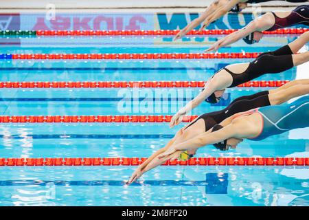 MELBOURNE, AUSTRALIA - DICEMBRE 13: Lani PALLISTER (AUS) in gara nella finale Freestyle 400m femminile del primo giorno della FINA World Short Course Swim 2022 Foto Stock