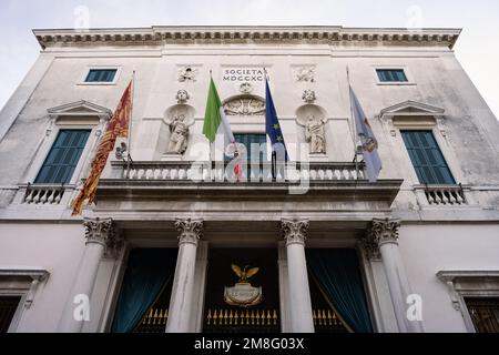 Venezia, Italia - Agosto 19 2022: Teatro dell'Opera Gran Teatro la Fenice di Venezia a Venezia Foto Stock