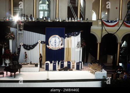 Comitato inaugurale delle forze armate dietro le quinte. L'edificio pensione prima della palla il 20 gennaio 1993. Base: Washington Stato: District of Columbia (DC) Nazione: Stati Uniti d'America (USA) Foto Stock