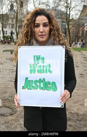 Piazza del Parlamento, Londra, Regno Unito. 14 gennaio 2023: Protesta della comunità afghana per le donne e le ragazze afghane per il cibo, il lavoro e i diritti di istruzione e la libertà per le donne e le ragazze afghane. Credit: Vedi li/Picture Capital/Alamy Live News Foto Stock