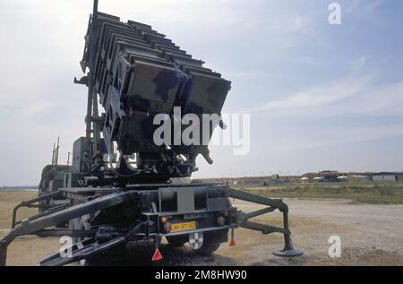 Le batterie missilistiche antiaeree del Patriot dell'Esercito olandese sono impiegate nell'Italia meridionale durante gli esercizi NATO Foto Stock