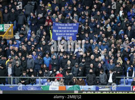 Goodison Park, Liverpool, Regno Unito. 14th Jan, 2023. Premier League Football, Everton contro Southampton; i sostenitori di Everton protestano per la governance e la gestione del club sotto il proprietario Farhad Moshiri e il presidente Bill Kenwright Credit: Action Plus Sports/Alamy Live News Foto Stock
