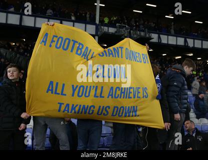 Goodison Park, Liverpool, Regno Unito. 14th Jan, 2023. Premier League Football, Everton contro Southampton; i sostenitori di Everton protestano per la governance e la gestione del club sotto il proprietario Farhad Moshiri e il presidente Bill Kenwright Credit: Action Plus Sports/Alamy Live News Foto Stock