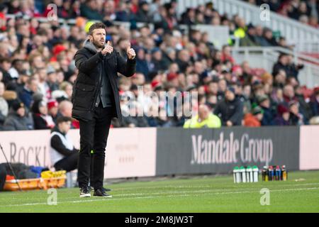 Michael Carrick, manager di Middlesbrough, ha impresso istruzioni dal touch line durante la partita del campionato Sky Bet tra Middlesbrough e Millwall al Riverside Stadium di Middlesbrough sabato 14th gennaio 2023. (Credit: Trevor Wilkinson | NOTIZIE MI) Credit: NOTIZIE MI e sport /Alamy Live News Foto Stock