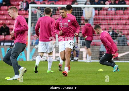 Sunderland, Regno Unito. 14th Jan, 2023. Swansea City si scalda prima della partita del Campionato Sky Bet Sunderland vs Swansea City allo Stadio di Light, Sunderland, Regno Unito, 14th Gennaio 2023 (Foto di Dan Cooke/News Images) a Sunderland, Regno Unito, il 1/14/2023. (Foto di Dan Cooke/News Images/Sipa USA) Credit: Sipa USA/Alamy Live News Foto Stock