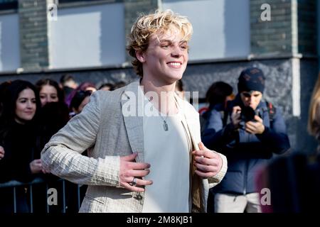 Milano, Italia. 14th Jan, 2023. Sam Claflin è visto al salone Armani durante la settimana della moda di Milano Menswear Autunno/Inverno 2023/2024 a Milano Credit: SOPA Images Limited/Alamy Live News Foto Stock