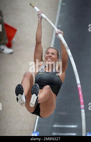 Marissa Kalsey si piazza settima nella competizione femminile d'élite a 14-0 (4,26 m) durante il 30° UCS Spirit National Pole Vault Summit, venerdì 13 gennaio 2023, a Sparks, N° Foto Stock