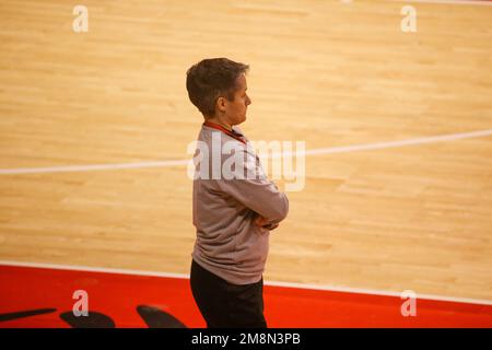 Gijon, Spagna. 14th Jan, 2023. Gijon, SPAGNA: Allenatore di Motive.co, Cristina Cabeza durante la seconda tappa del round 16 della Coppa europea EHF Donne 2022/23 tra Motive.co Gijon e Hazena Kynzvart con risultato di 35-23 per i locali disputati al Padiglione sportivo la Guía - Presidente Adolfo Suarez di Gijon, Spagna il 14 gennaio 2023. (Foto di Alberto Brevers/Pacific Press) Credit: Pacific Press Media Production Corp./Alamy Live News Foto Stock