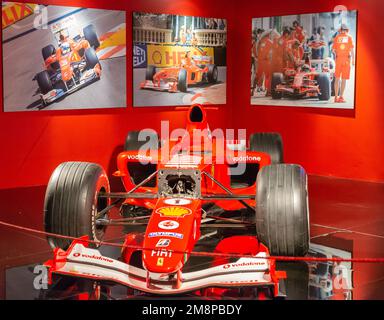 Museo Nazionale dell'Auto di Torino (MAUTO): Collezione di circa 200 auto d'epoca originali di 80 marchi diversi. Torino,Piemonte,Italia - Ferrari racing Foto Stock