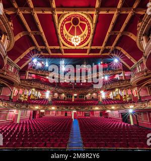 L'auditorium di Sunderland Empire Theatre, Sunderland, Tyne & Wear, Inghilterra, Regno Unito Foto Stock