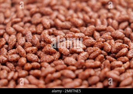 Prima colazione croccante al cioccolato con riso e cereali Foto Stock