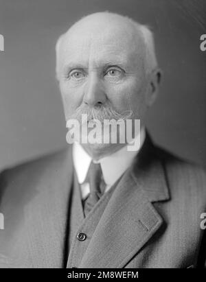 Philippe Pétain, Henri Philippe Benoni Omer Pétain (1856 – 1951), Maresciallo Pétain, generale francese che raggiunse la posizione di Maresciallo di Francia alla fine della prima guerra mondiale Foto Stock