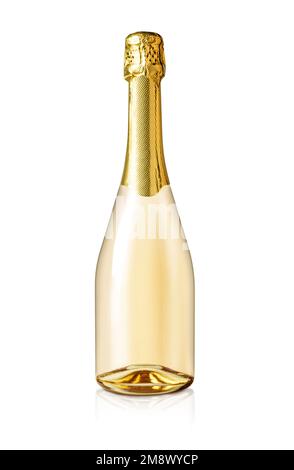 Bottiglia gialla di champagne isolata su sfondo bianco con percorso di ritaglio Foto Stock