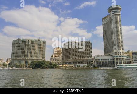 Hotel Four Seasons, Grand Nile Tower, Nilo, Cairo, Egitto Foto Stock