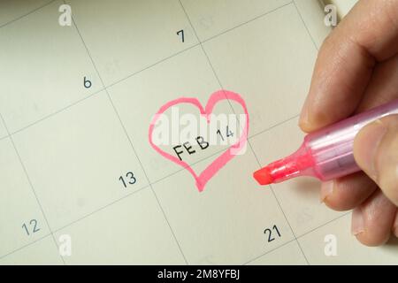 Disegno forma del cuore il 14 febbraio, San Valentino Foto Stock