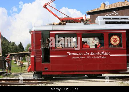 Tram del Monte Bianco. TMB. Alta Savoia. Auvergne-Rhône-Alpi. Francia. Europa. / Tram del Monte Bianco. TMB. Alta Savoia. Auvergne-Rhône-Alpi. Francia. Foto Stock