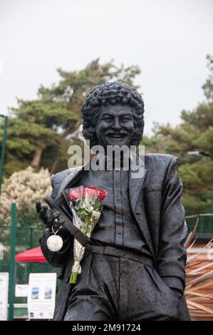 Intorno al Regno Unito - Bobby Ball statue, Lytham Foto Stock