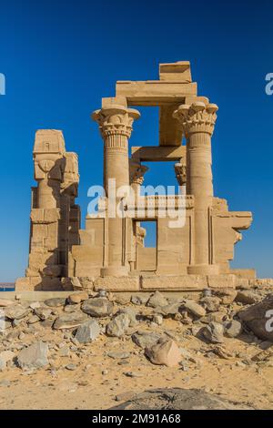 Rovine del tempio di Kertassi sull'isola nel lago Nasser, Egitto Foto Stock