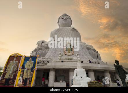 Phuket, Thailandia. Novembre 30, 2022. Tempio del Grande Buddha a Phuket. Destinazioni di viaggio importanti in Thailandia viaggio. Foto Stock