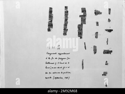 Snakebite Papyrus Snakebite Papyrus, 589-525 B.C.E. Papiro, inchiostro, totale: 10 5/8 x 68 7/8 pollici (27 x 175 cm). Egiziano, Classico, Antica Arte Vicino Orientale 589-525 B.C.E. Foto Stock