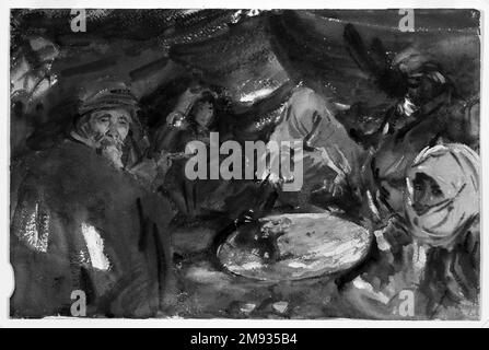 Zingari arabi in una tenda John Singer Sargent (americano, nato in Italia, 1856-1925). Zingari arabi in una tenda, 1905-1906. Acquerello opaco e traslucido con fondo in grafite, 12 x 18 poll. (30,5 x 45,7 cm). Durante i suoi soggetti beduini, Sargent si basava principalmente sul potere espressivo delle figure rotonde (donne in blu tobs e uomini in bianco) animate da una luce forte e frusciante. Usò costantemente le tende nere come un'ampia cornice compositiva, sia per esercitare il controllo sulla luce del deserto che per creare gli spazi pittorici poco profondi che preferiva. Qui Sargent impiegò anche un altro expl Foto Stock