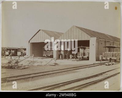 [Senza titolo], una delle 274 fotografie d'epoca, fine 19th-inizio 20th ° secolo. Fotografia, 6 1/8 x 8 1/4 poll. (15,6 x 21 cm). Arte del mondo islamico fine 19th-inizio 20th ° secolo Foto Stock