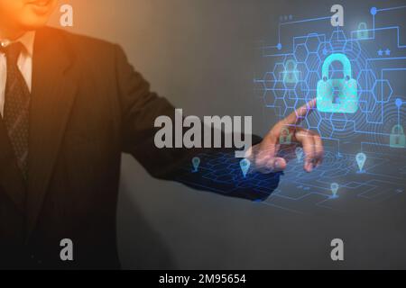 Uomini d'affari su un background sfocato utilizzando un programma anti-virus per bloccare un sacco di rendering 3D nel cyberspazio da tutte le aree Foto Stock